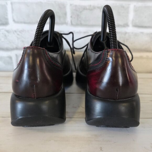 Dansko Burgandy Leather Oxford Lace Shoes Classic Preppy Sturdy Women 39 8.5 EUC - Picture 4 of 8